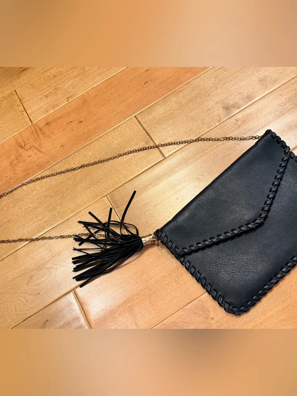 Moda Luxe Black Whipstitch Envelope Clutch Crossbody Bag Tassel Chain
